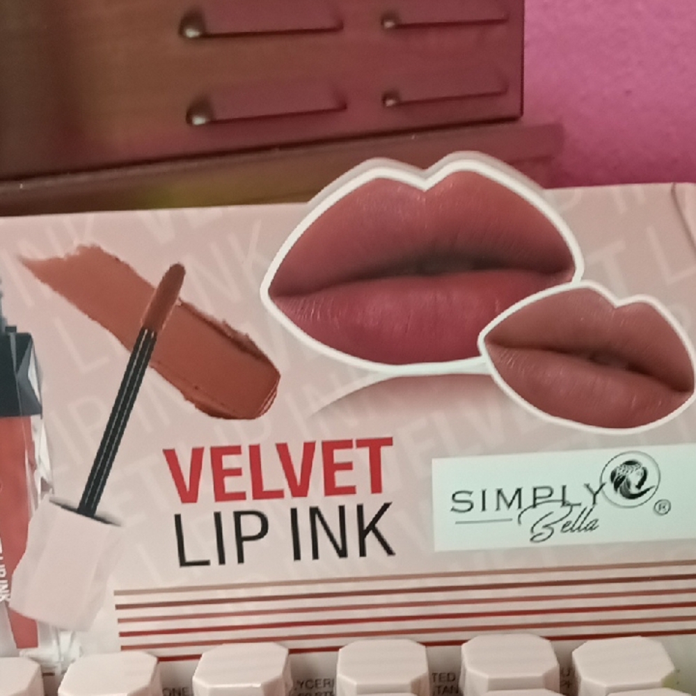 Velvet Lip Ink - Gorgeously - Picture 2 of 3